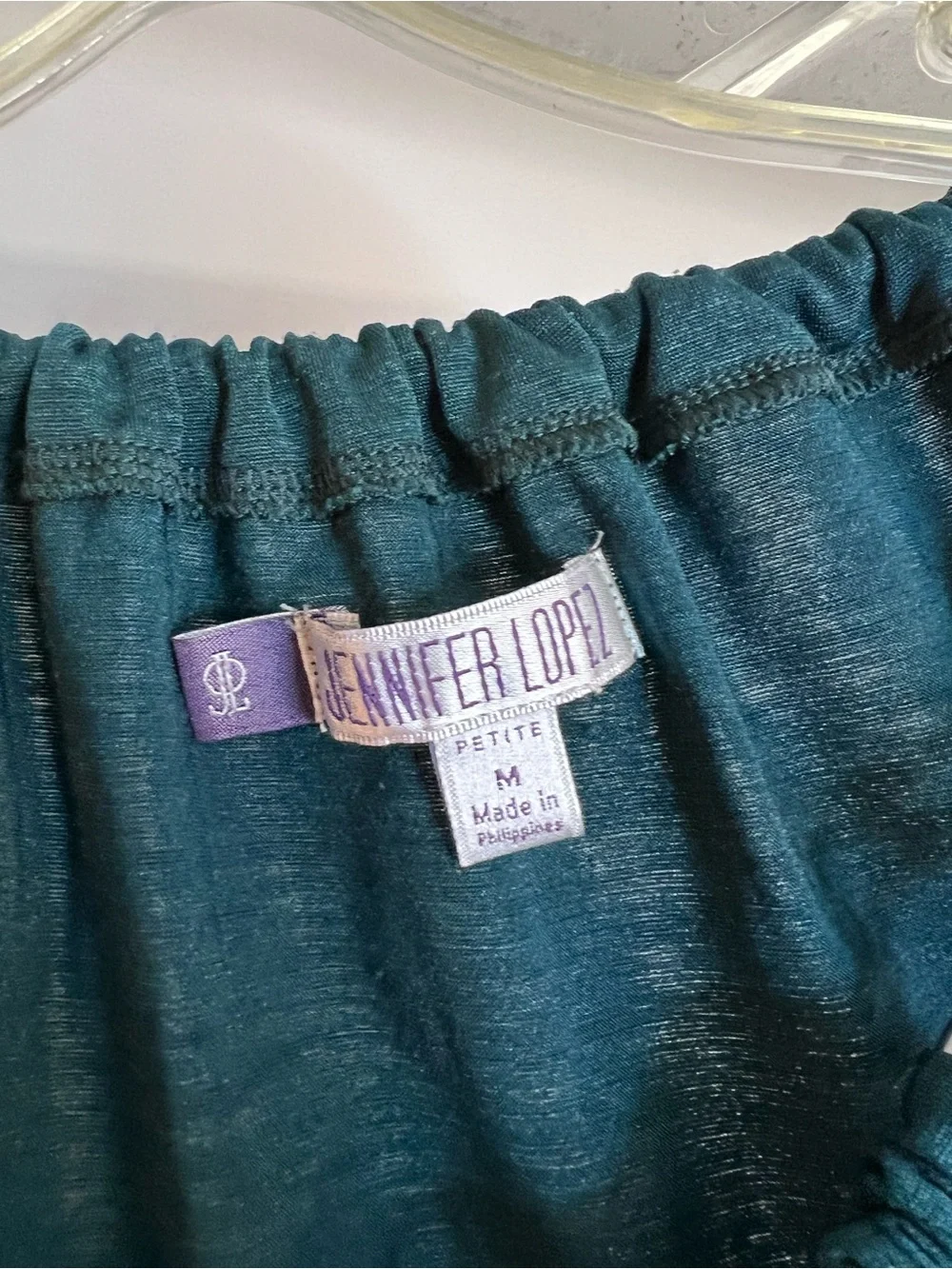 Jennifer Lopez Green Long Sleeve Top with Chain Detail- MP